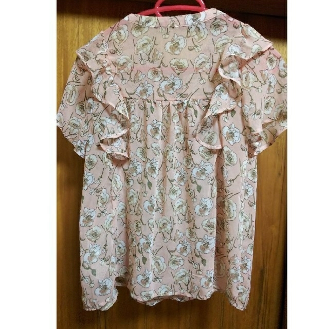 grove(グローブ)の花柄ピンクのトップス 半袖カットソー レディースのトップス(Tシャツ(半袖/袖なし))の商品写真