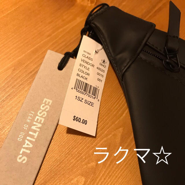 FEAR OF GOD(フィアオブゴッド)の【 、 様専用出品】FOG Essentials ウエストバッグ メンズのバッグ(ウエストポーチ)の商品写真