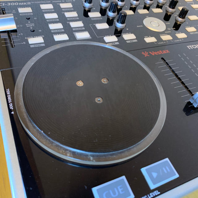 【値下げ7!】中古 VESTAX VCI-300 MK2 フェーダー交換済み 楽器のDJ機器(DJコントローラー)の商品写真