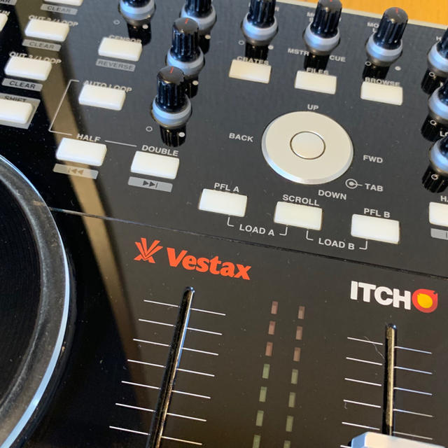 【値下げ7!】中古 VESTAX VCI-300 MK2 フェーダー交換済み 楽器のDJ機器(DJコントローラー)の商品写真