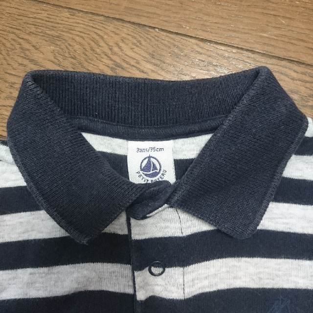 PETIT BATEAU(プチバトー)のプチバトー PETIT BATEAU ボーダー ポロシャツ 3ans 95cm  キッズ/ベビー/マタニティのキッズ服男の子用(90cm~)(Tシャツ/カットソー)の商品写真