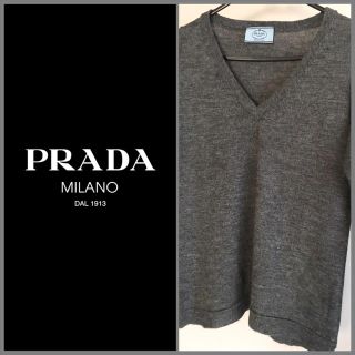 プラダ(PRADA)の☆PRADA☆定番Vネックセーター♪ (ニット/セーター)