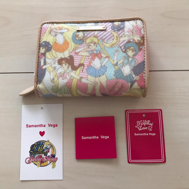 新品未使用 アウトレット品 サマンサヴェガ セーラームーン 二つ折り