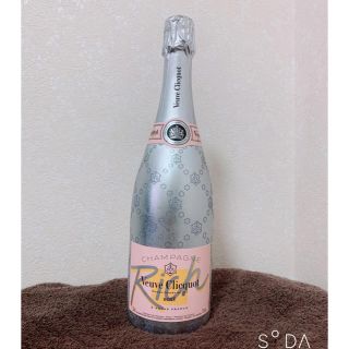 ドンペリニヨン(Dom Pérignon)のぷーちゃん様専用。💗ヴーヴ・クリコ🥂リッチロゼ🌹🐝⋆︎*ﾟ(シャンパン/スパークリングワイン)