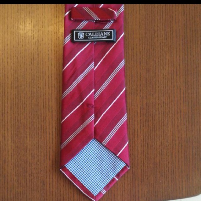 CALDia(カルディア)のカルディアン　ネクタイ 赤 メンズのファッション小物(ネクタイ)の商品写真