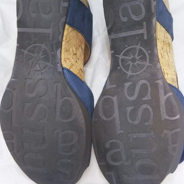 羊革コルクウェッジヒールサンダル レディースの靴/シューズ(サンダル)の商品写真