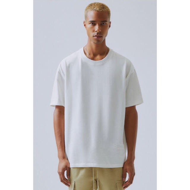 FEAR OF GOD(フィアオブゴッド)のEssentials Boxy T-Shirt XXSサイズ 白 メンズのトップス(Tシャツ/カットソー(半袖/袖なし))の商品写真