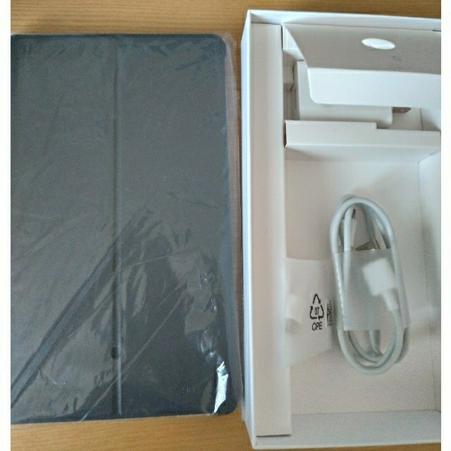 Huawei MediaPad M5 LTE 8.4インチ 1