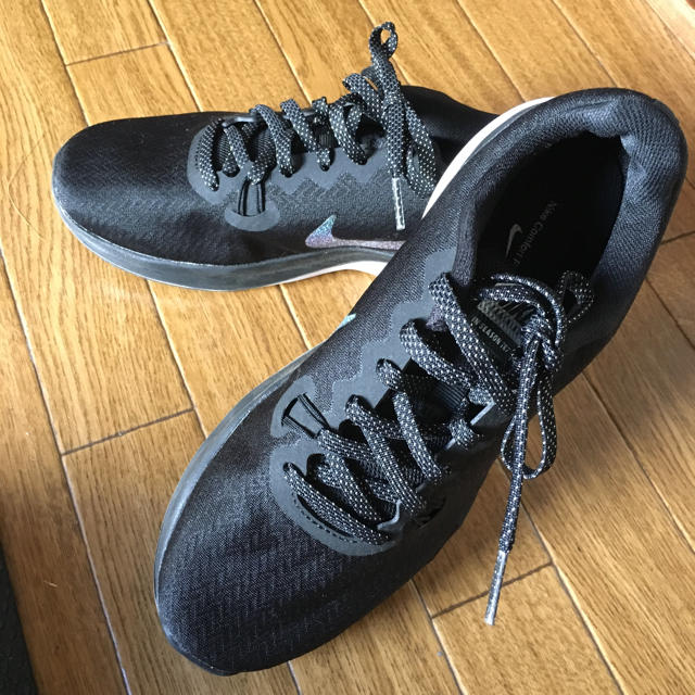 NIKE スニーカー