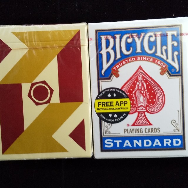 vieleckとbicycle.トランプ エンタメ/ホビーのテーブルゲーム/ホビー(トランプ/UNO)の商品写真