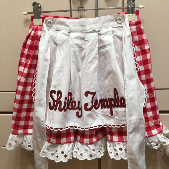 Shirley Temple(シャーリーテンプル)のシャーリーテンプル130エプロンスカート赤×白 キッズ/ベビー/マタニティのキッズ服女の子用(90cm~)(スカート)の商品写真
