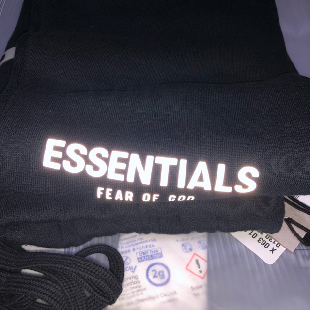 FEAR OF GOD(フィアオブゴッド)のFear Of God Essentials Sweatpants  メンズのパンツ(その他)の商品写真