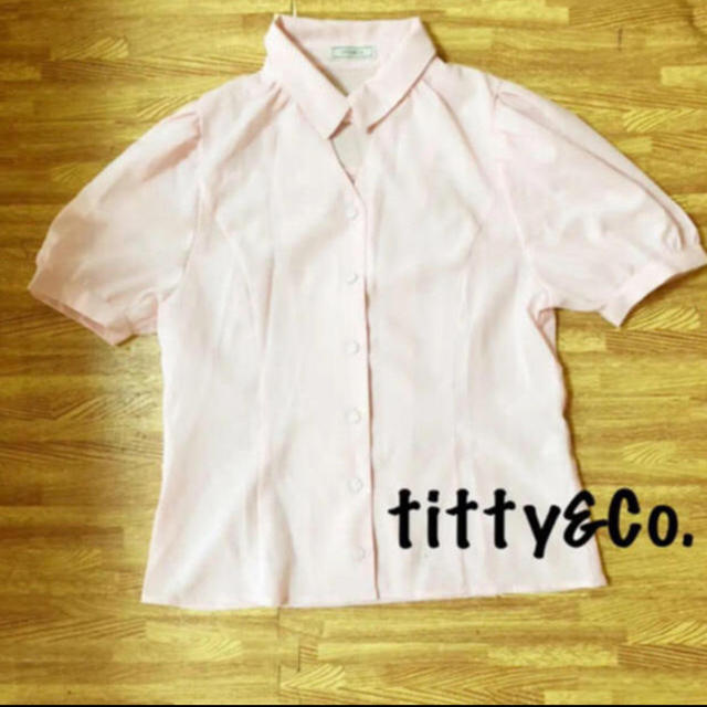 titty&co(ティティアンドコー)のTitty＆Co.♡トップス レディースのトップス(シャツ/ブラウス(半袖/袖なし))の商品写真