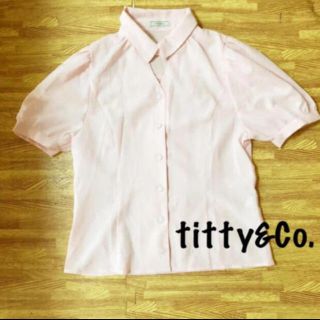 ティティアンドコー(titty&co)のTitty＆Co.♡トップス(シャツ/ブラウス(半袖/袖なし))