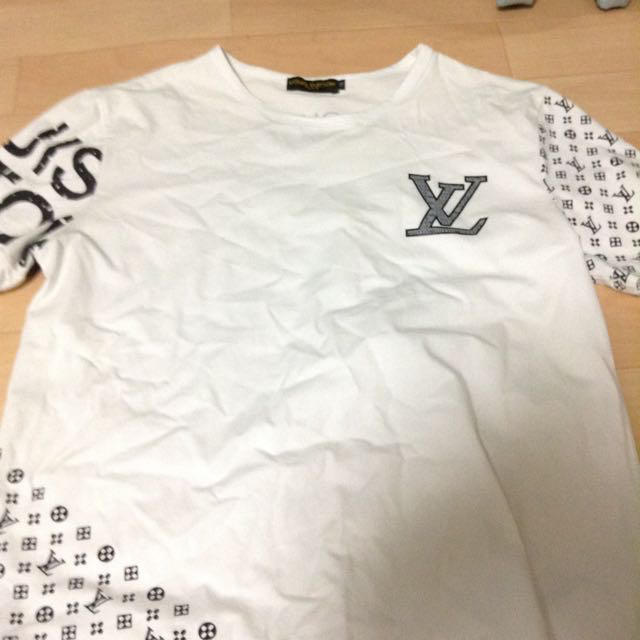 LOUIS VUITTON(ルイヴィトン)のルイヴィトンTシャツ メンズのトップス(Tシャツ/カットソー(半袖/袖なし))の商品写真