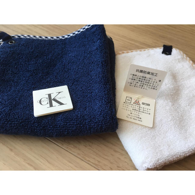 Calvin Klein(カルバンクライン)のCalvin Klein タオルハンカチ 2枚セット レディースのファッション小物(ハンカチ)の商品写真