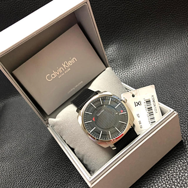 新品送無 カルバン クライン ETA SWISS MADE シルバーxブラック