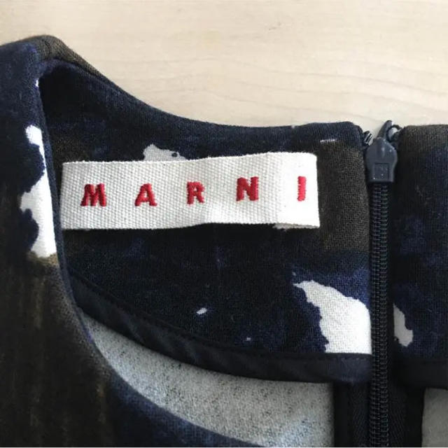 Marni(マルニ)のMarniワンピース(新品、未使用) レディースのワンピース(ひざ丈ワンピース)の商品写真