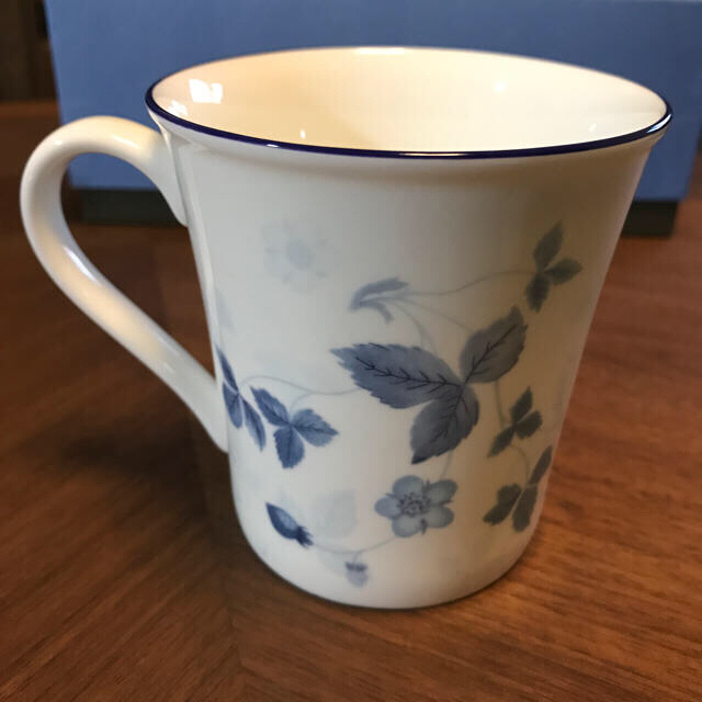 ウエッジウッド WEDGWOOD ペアマグカップ ストロベリーブルー　新品未使用