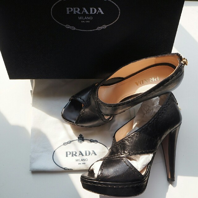 PRADA サンダル 37ハーフ ブラック