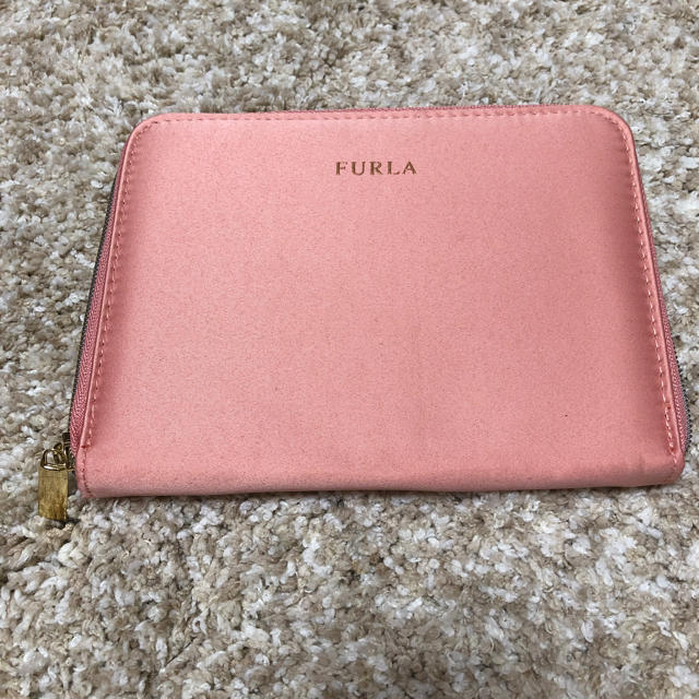 Furla(フルラ)のFURLA パスポートケース レディースのファッション小物(パスケース/IDカードホルダー)の商品写真