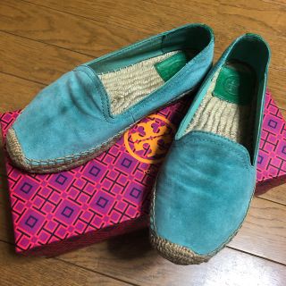 トリーバーチ スリッポン(レディース)(グリーン・カーキ/緑色系)の トリーバーチ スリッポン(レディース)(グリーン・カーキ/緑色系)の