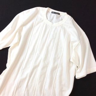 イッセイミヤケ(ISSEY MIYAKE)の【美品】ISSEYMIYAKE MEN プリーツTシャツ カットソー(Tシャツ/カットソー(半袖/袖なし))