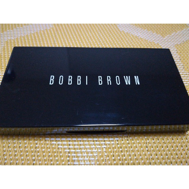 BOBBI BROWN(ボビイブラウン)のボビイブラウン メタリクス バーントシュガー アイシャドウ コスメ/美容のベースメイク/化粧品(アイシャドウ)の商品写真