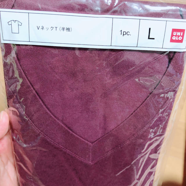 UNIQLO(ユニクロ)のユニクロ UNIQLO パックT Vネック メンズL パープル メンズのトップス(Tシャツ/カットソー(半袖/袖なし))の商品写真