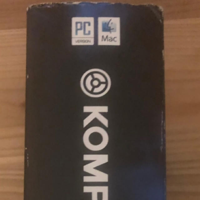 KOMPLETE 9  楽器のDTM/DAW(ソフトウェア音源)の商品写真