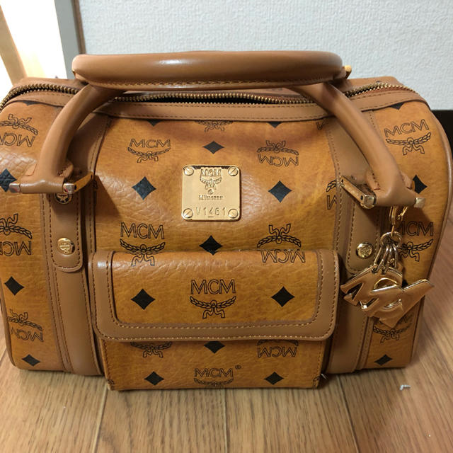 MCM(エムシーエム)のMCM ボストンバッグ メンズのバッグ(ボストンバッグ)の商品写真