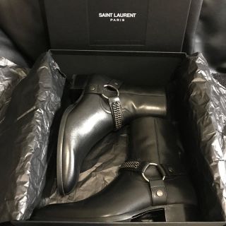SAINT LAURENT(ブーツ)のフリマアイテム一覧 SAINT LAURENT(ブーツ)のフリマアイテム一覧