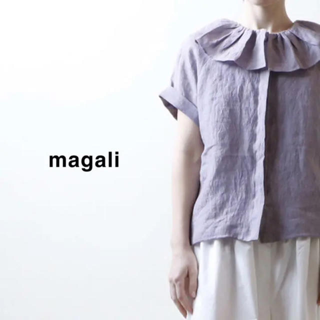 【正規販売店】 MAGALI（マガリ）シャンブレーリネン・襟フリル・ブラウス シャツ/ブラウス(半袖/袖なし)