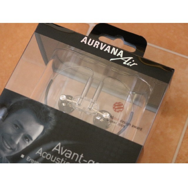 Creative Aurvana Air スマホ/家電/カメラのオーディオ機器(ヘッドフォン/イヤフォン)の商品写真