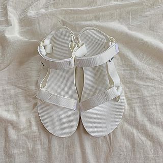 テバ(Teva)のサンダル(サンダル)