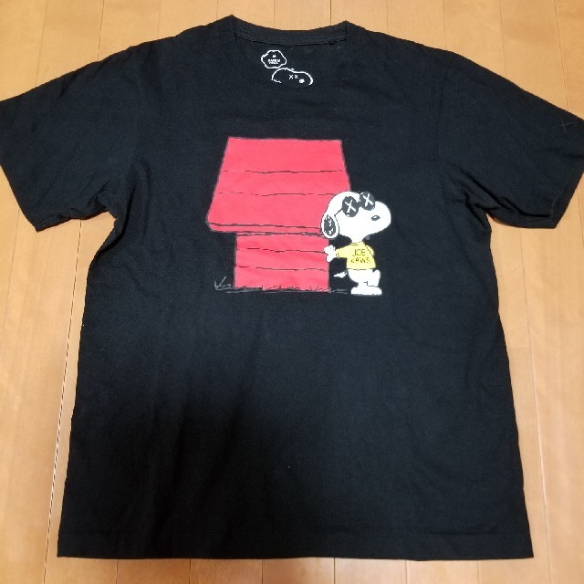 SNOOPY(スヌーピー)の◆KAWS×SNOOPYコラボT◆ メンズのトップス(Tシャツ/カットソー(半袖/袖なし))の商品写真