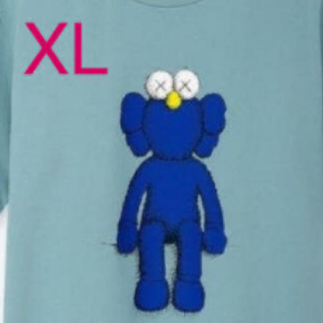 UNIQLO(ユニクロ)のUNIQLO ユニクロ × Kaws カウズ UT Tシャツ Tee XL メンズのトップス(Tシャツ/カットソー(半袖/袖なし))の商品写真