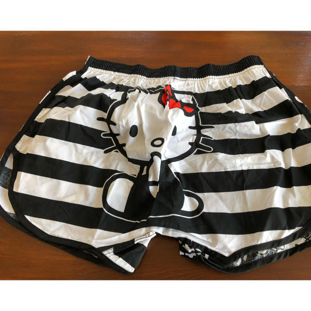 ハローキティ(ハローキティ)のハローキティ kitty パンツ 下着 Lサイズ メンズのアンダーウェア(トランクス)の商品写真