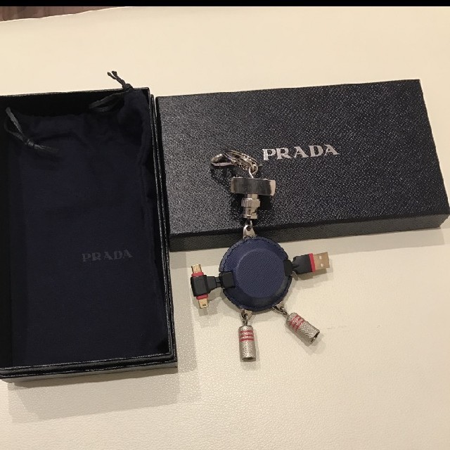 PRADA(プラダ)のPRADA  USBキーホルダー メンズのファッション小物(キーホルダー)の商品写真