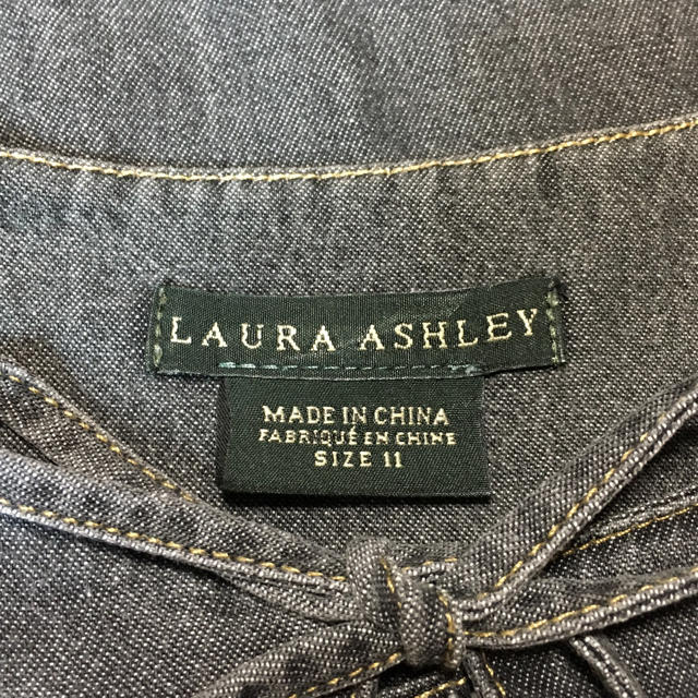 LAURA ASHLEY(ローラアシュレイ)のレトロなローラアシュレイ、ブラウス１１合 レディースのトップス(シャツ/ブラウス(長袖/七分))の商品写真