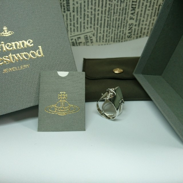 Vivienne Westwood(ヴィヴィアンウエストウッド)のやー様専用！〖№507〗Vivienne Westwood アーマーリング メンズのアクセサリー(リング(指輪))の商品写真