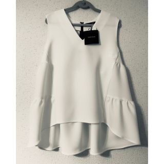 バーニーズニューヨーク(BARNEYS NEW YORK)の専用 ヨーコチャン YOKO CHAN Back Tiered ブラウス 38 (シャツ/ブラウス(半袖/袖なし))