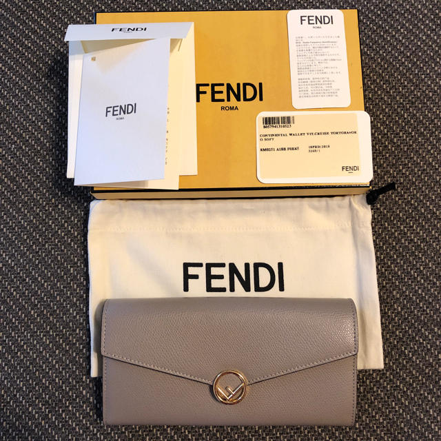 感謝の声続々！ FENDI - フェンディ FENDI 長財布 新品 財布