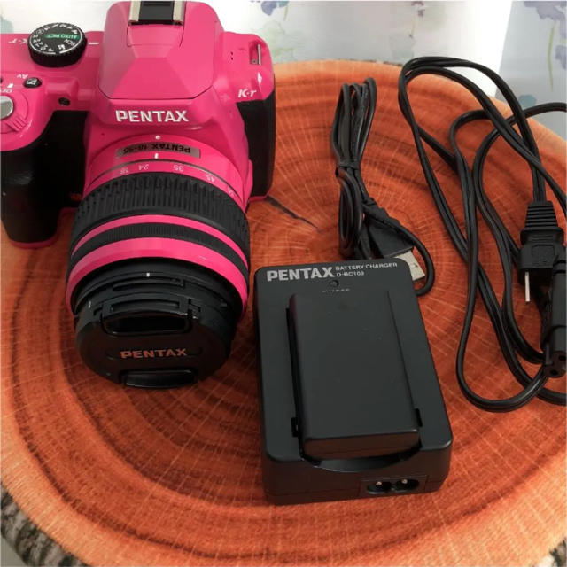 PENTAX(ペンタックス)の美品 PENTAX k-r スマホ/家電/カメラのカメラ(デジタル一眼)の商品写真