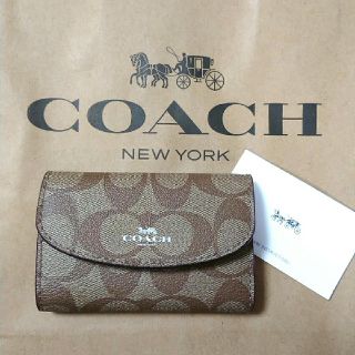 コーチ(COACH)の新品未使用　希少　COACH　ピンク  シグネチャー　キーケース(キーケース)