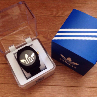 アディダス(adidas)の正規品 adidas 腕時計(腕時計)