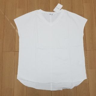 レプシィム(LEPSIM)の新品☆レプシム☆　VネックTシャツ(Tシャツ(半袖/袖なし))