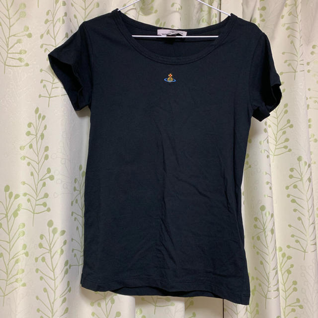 Vivienne Westwood(ヴィヴィアンウエストウッド)のヴィヴィアンウエストウッド オーヴ刺繍Tシャツ レディースのトップス(Tシャツ(半袖/袖なし))の商品写真