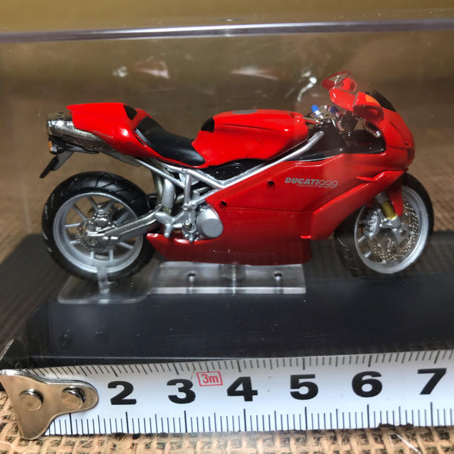 Ducati(ドゥカティ)のドゥカティ999 ミニチュアクリアケース付き エンタメ/ホビーのおもちゃ/ぬいぐるみ(ミニカー)の商品写真