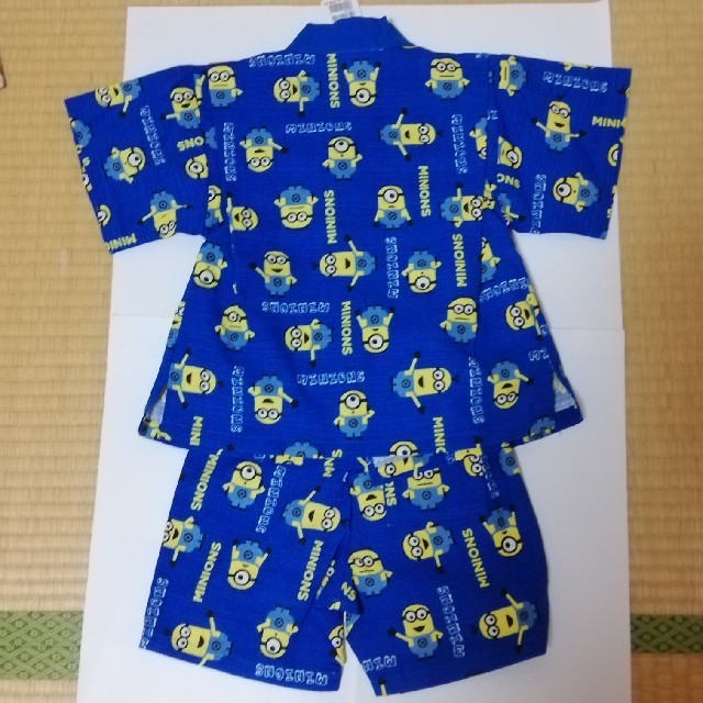 ミニオン(ミニオン)の新品◆かわいいミニオン 甚平 100cm キッズ/ベビー/マタニティのキッズ服男の子用(90cm~)(甚平/浴衣)の商品写真